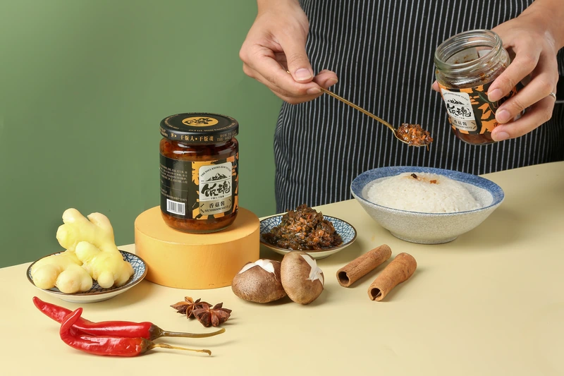 Mushroom Sauce product photography